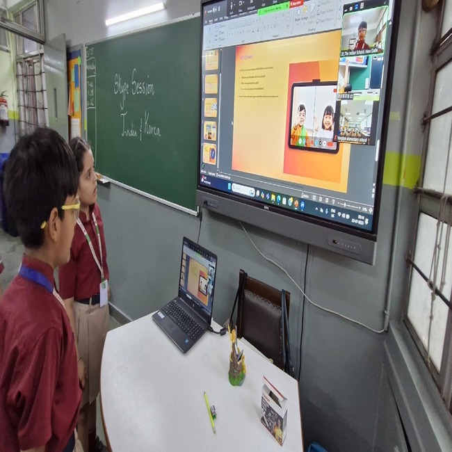 Class 4A meets peers in a South Korean school in an online exchange